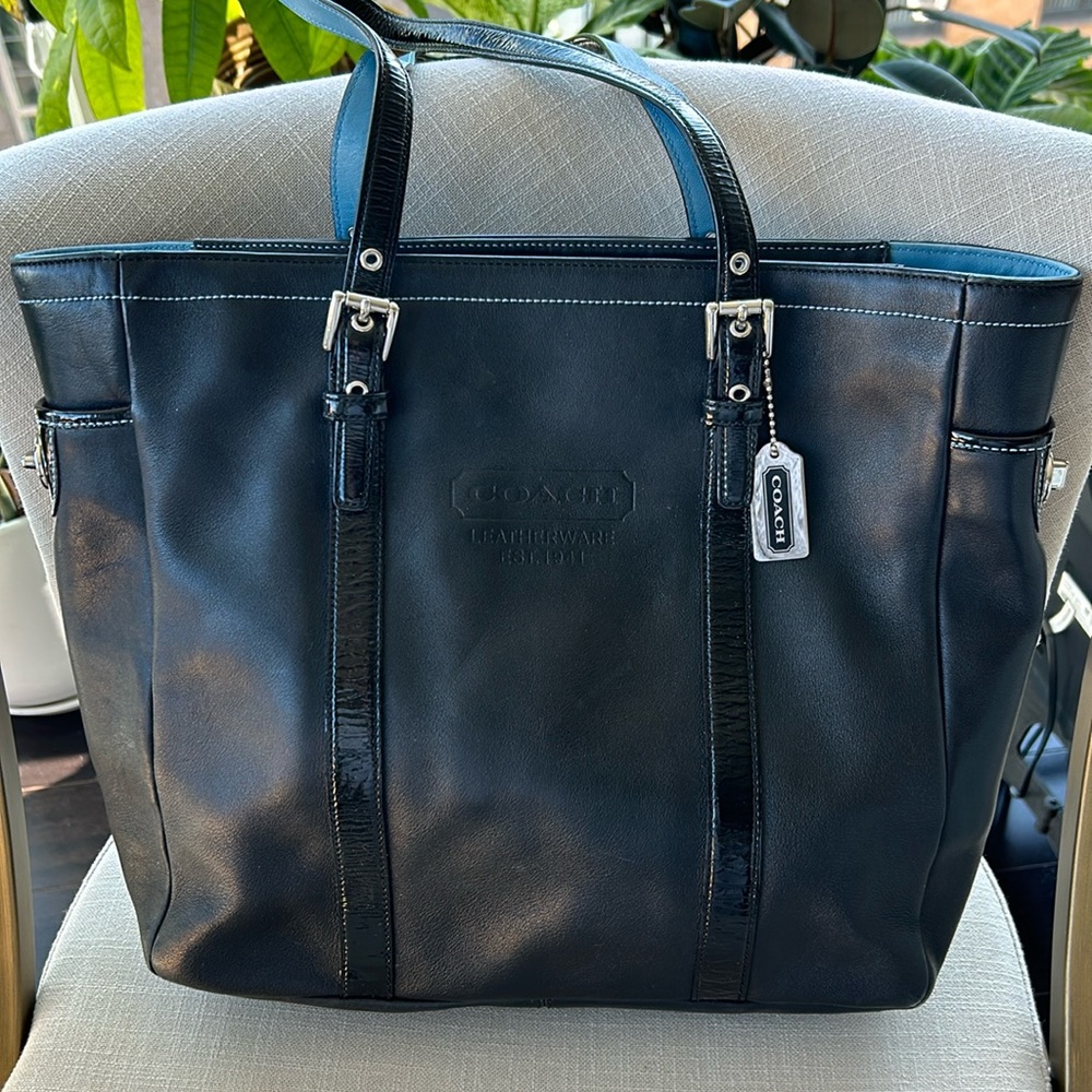 Black Coach Leather Tote in excellent condition